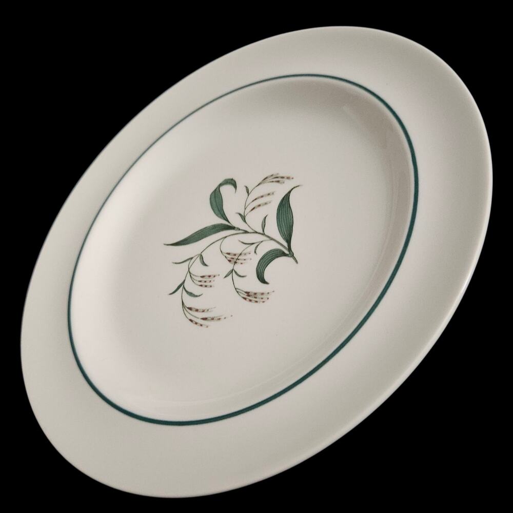 Wedgwood Broomgrass Salad Plates Set of 2 Ironstone Green Floral Vintage